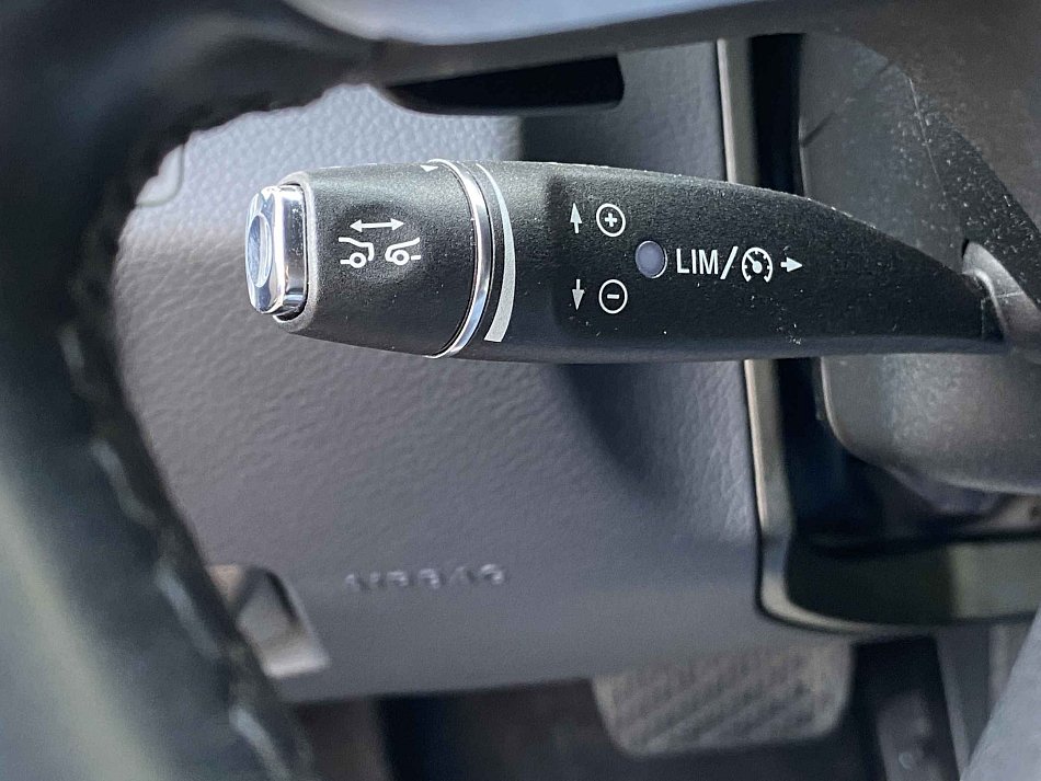 Mercedes-Benz Třída E 2.1 CDi Avantgarde E200