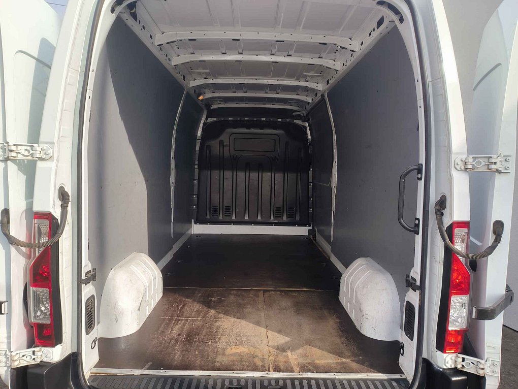 Renault Master 2.3dCi Cool L3H2