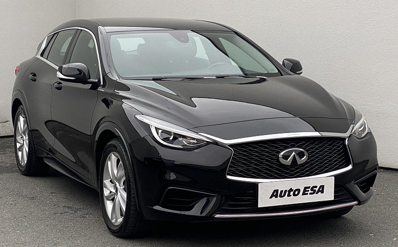 Infiniti Q30 1.5 D 