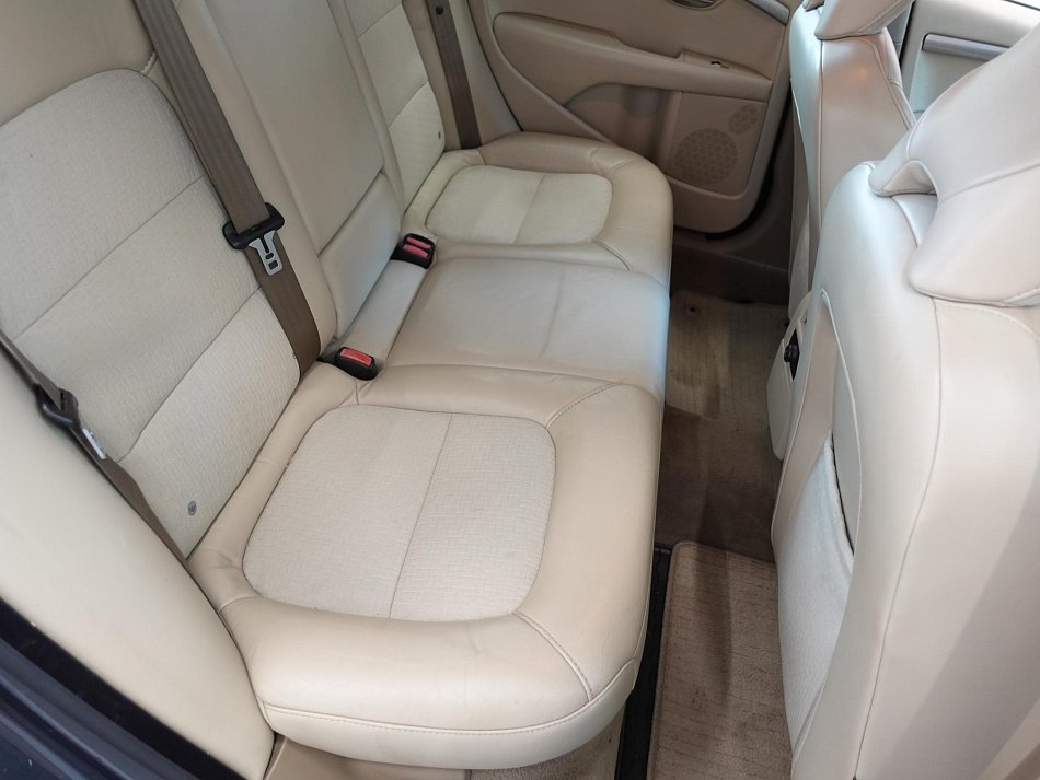 Volvo V70 2.4D 