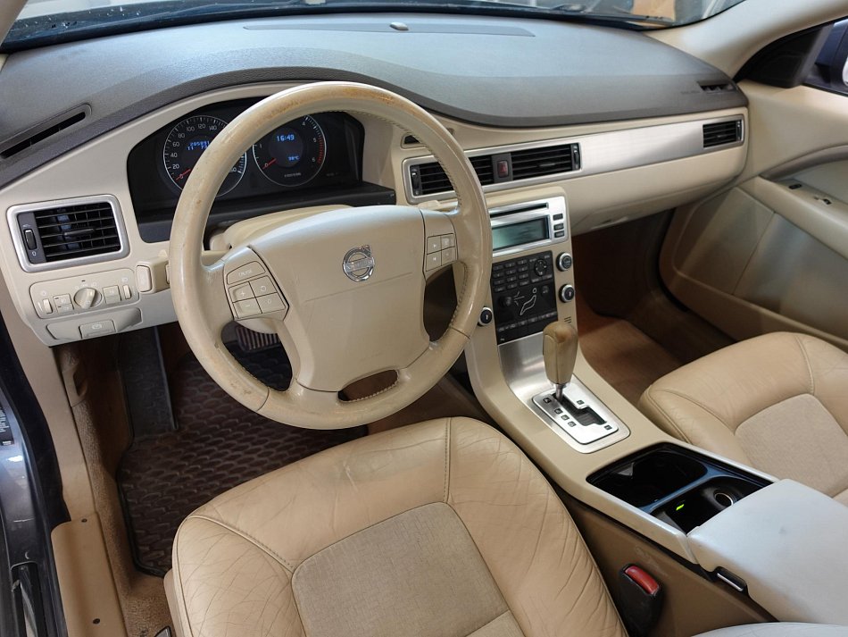 Volvo V70 2.4D 