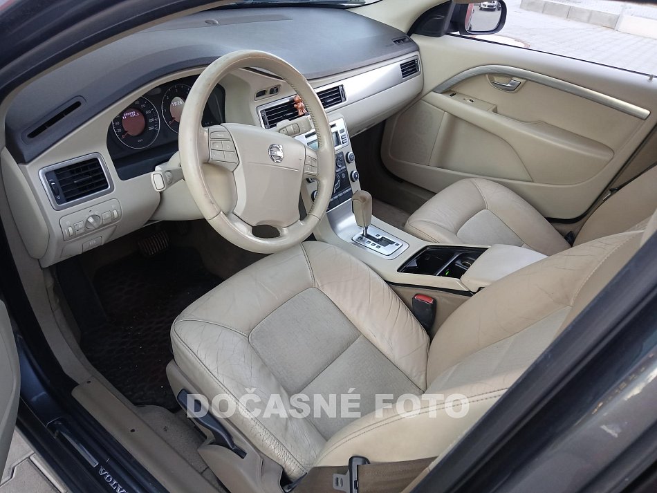 Volvo V70 2.4D 