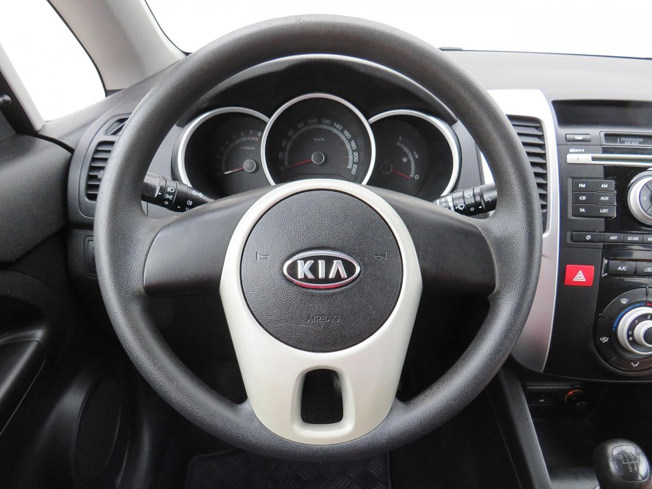 Kia Venga 1.4i 