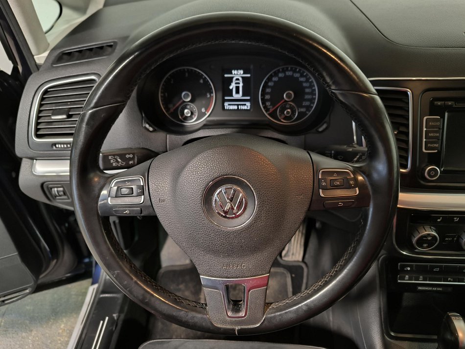 Volkswagen Sharan 2.0 TDi 