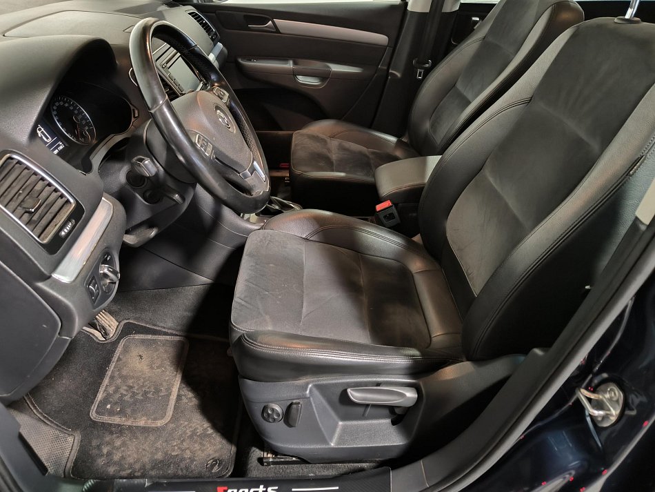 Volkswagen Sharan 2.0 TDi 