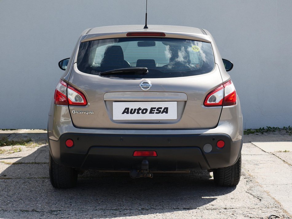 Nissan Qashqai 1.6i 