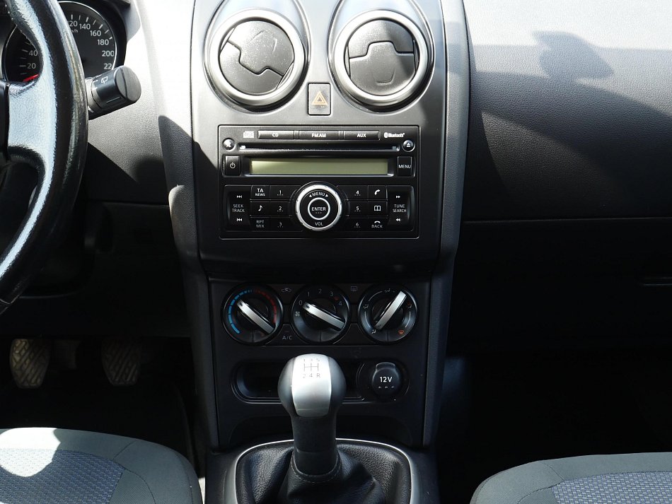 Nissan Qashqai 1.6i 