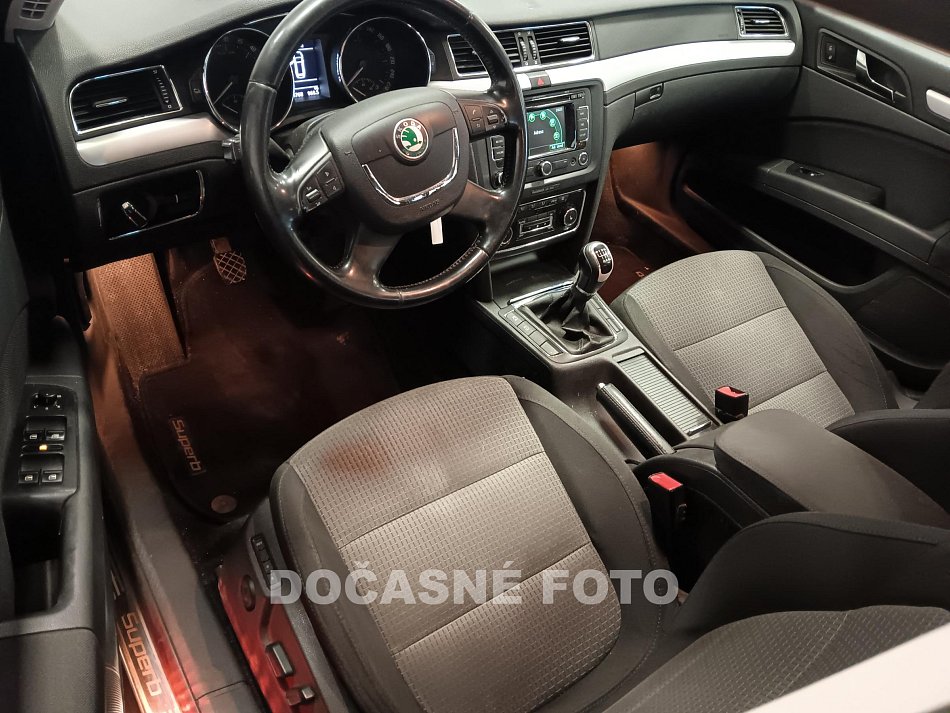 Škoda Superb II 2.0TDI Ambiente
