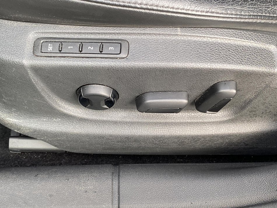 Škoda Octavia III 1.6 TDi Elegance