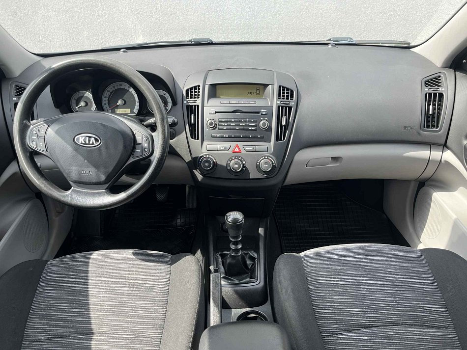 Kia Ceed 1.4CVVT 