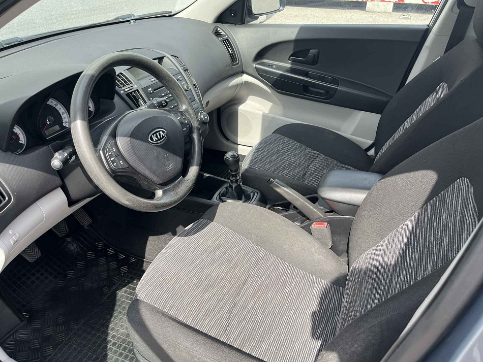 Kia Ceed 1.4CVVT 