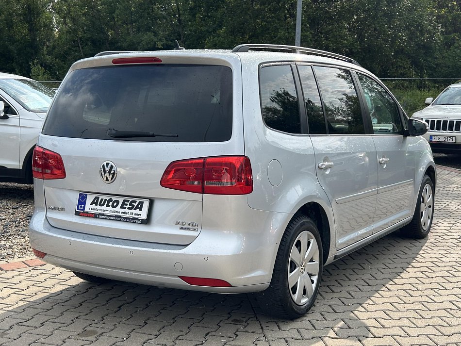 Volkswagen Touran 2.0 TDi Comfortline 7míst