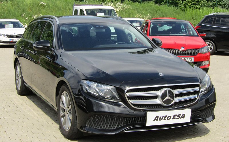 Mercedes-Benz Třída E 2.0 CDi  E220