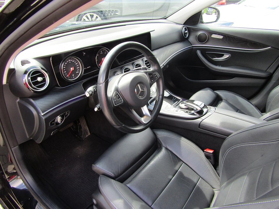 Mercedes-Benz Třída E 2.0 CDi  E220