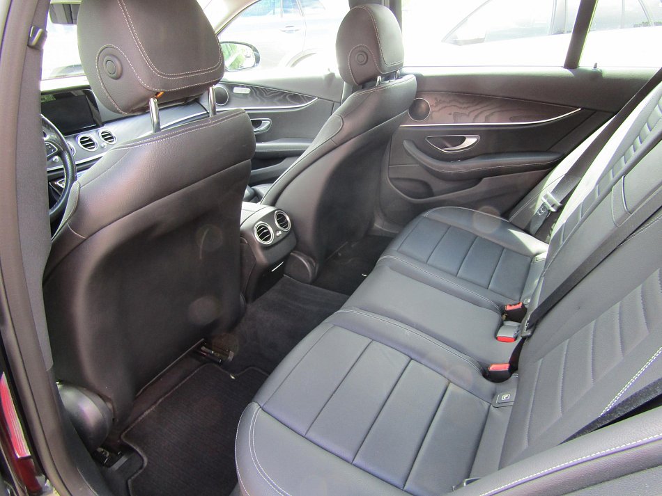 Mercedes-Benz Třída E 2.0 CDi  E220
