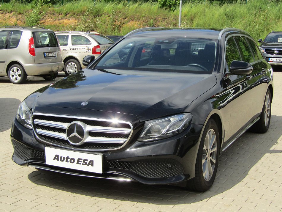 Mercedes-Benz Třída E 2.0 CDi  E220