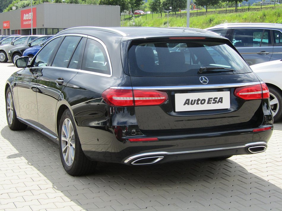 Mercedes-Benz Třída E 2.0 CDi  E220
