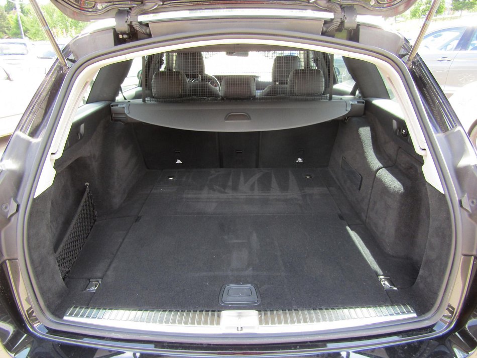 Mercedes-Benz Třída E 2.0 CDi  E220