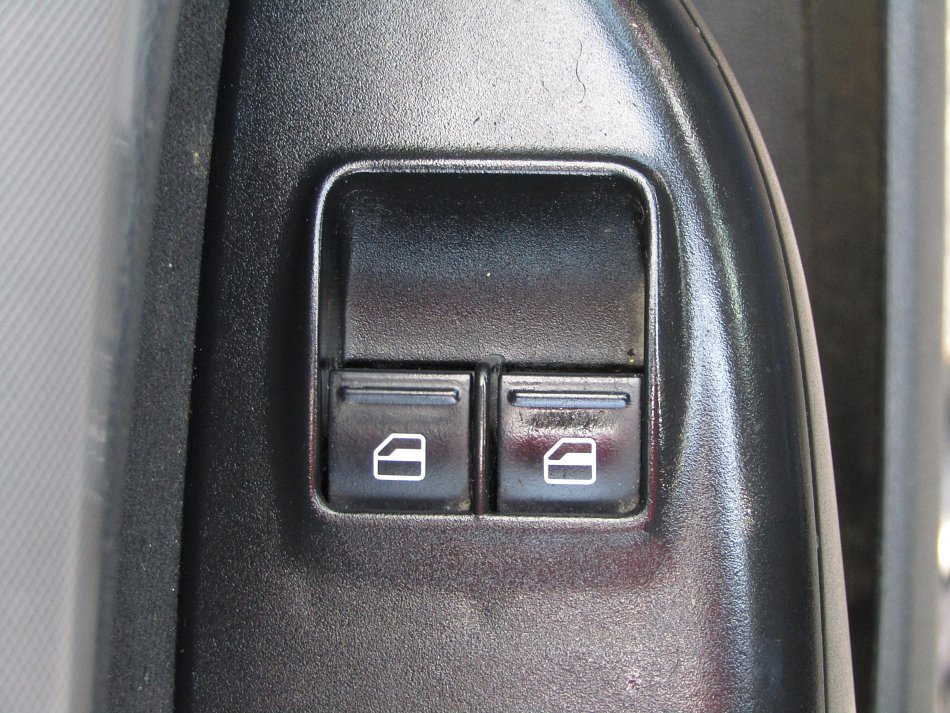 Škoda Octavia II 1.6 TDI Ambition