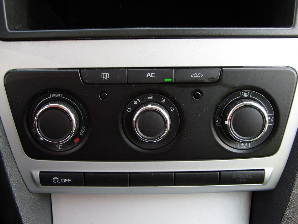 Škoda Octavia II 1.6 TDI Ambition