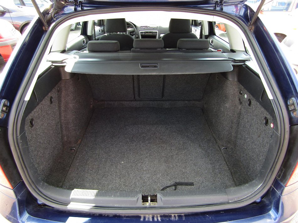 Škoda Octavia II 1.6 TDI Ambition