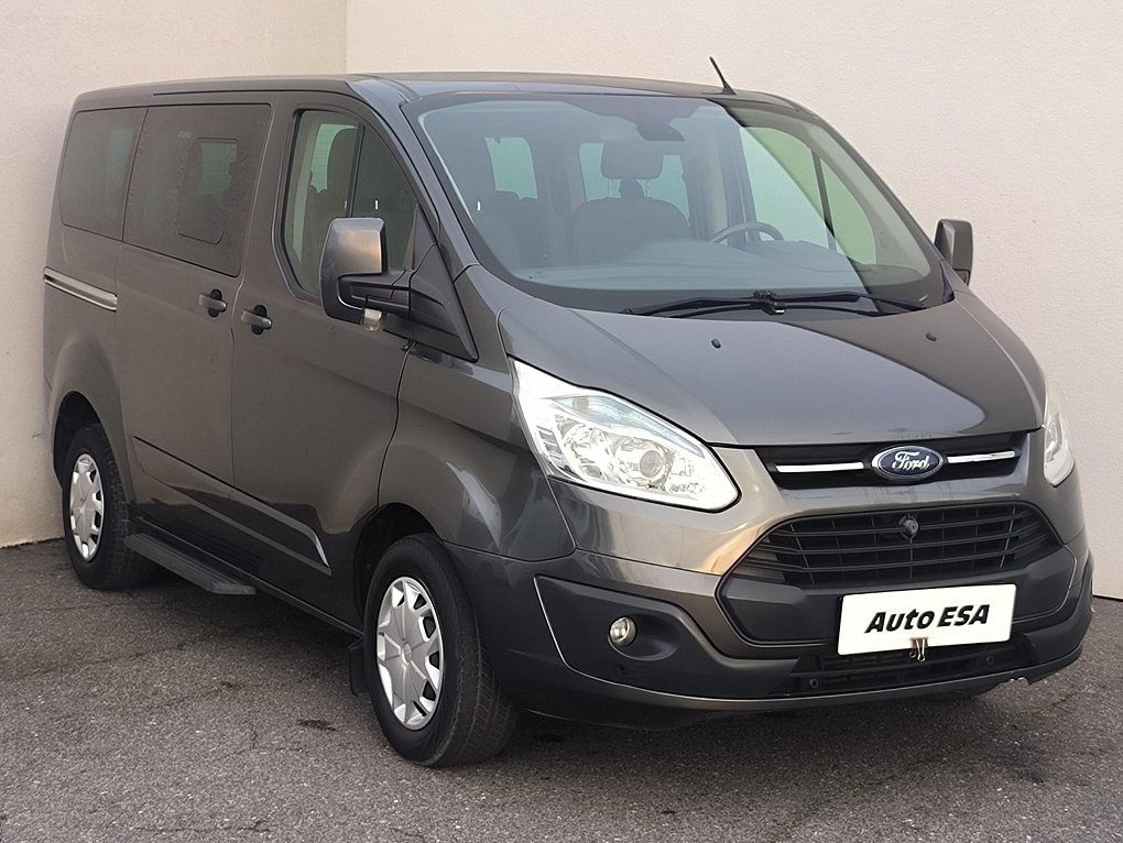 Ford Tourneo Custom 2.2TDCi Limited