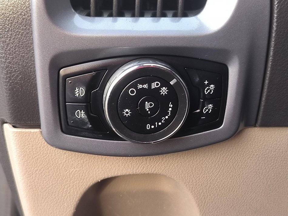 Ford Tourneo Custom 2.2TDCi Limited