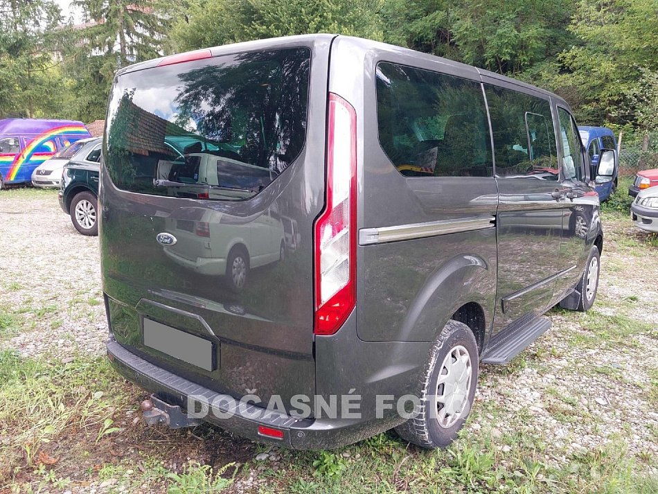 Ford Tourneo Custom 2.2TDCi Limited