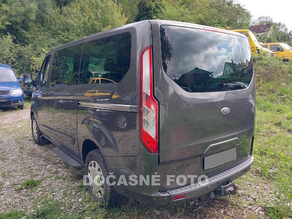 Ford Tourneo Custom 2.2TDCi Limited