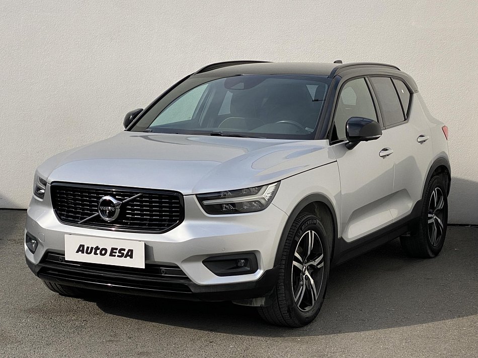 Volvo XC40 2.0 D3 R-design