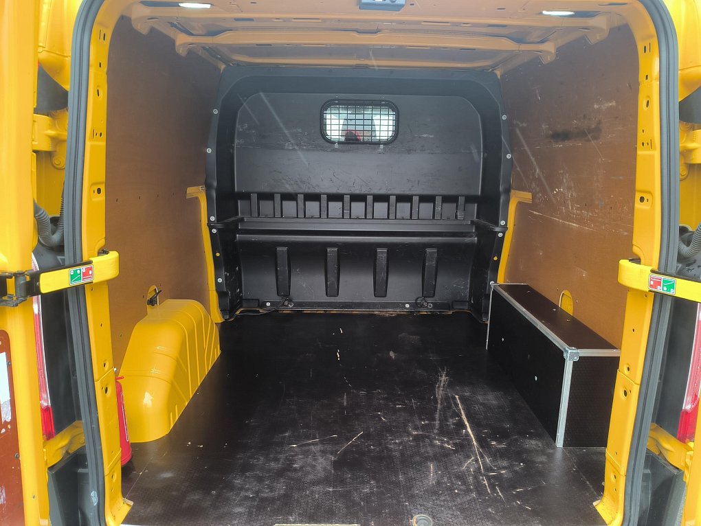 Ford Transit Custom 2.0TDCi Trend L2 5míst