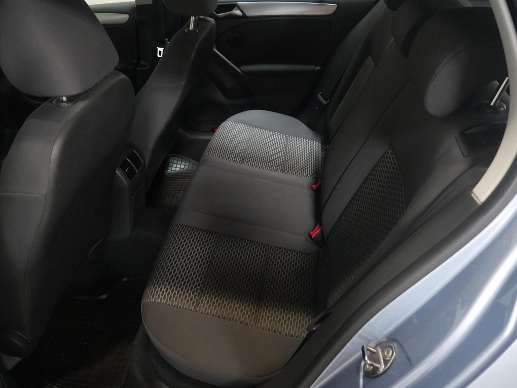 Volkswagen Golf 1.4i 