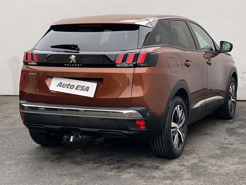 Peugeot 3008 1.2PT Allure