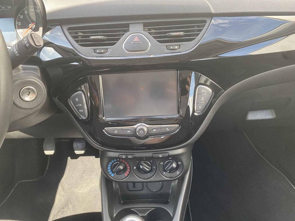 Opel Corsa 1.4 Edition 120