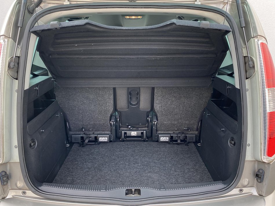 Škoda Roomster 1.2 TSi Ambition