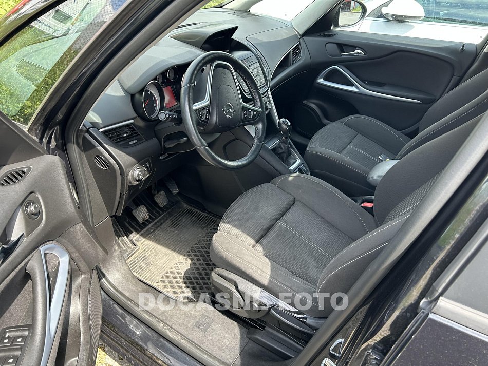 Opel Zafira 1.6CDTi 