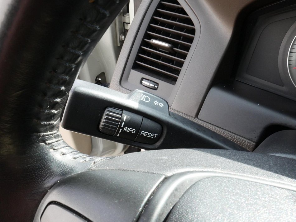 Volvo XC60 2.4 D5  4x4