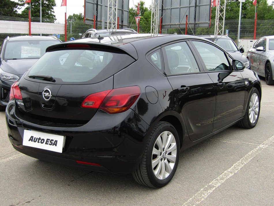 Opel Astra 1.6i 