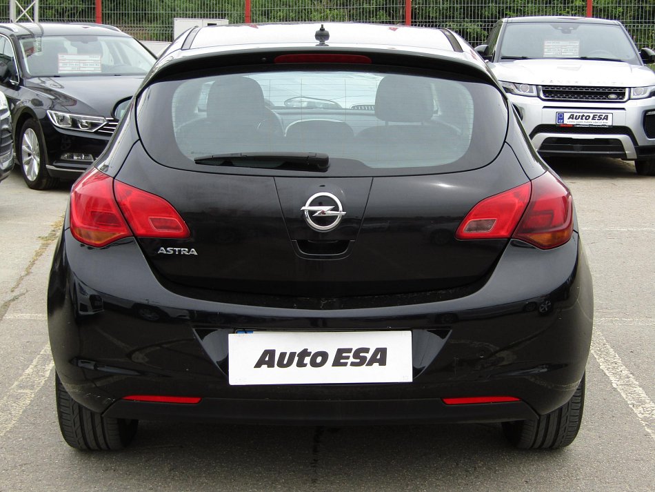 Opel Astra 1.6i 