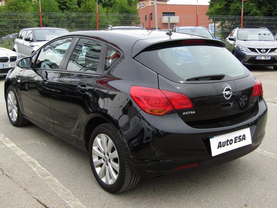 Opel Astra 1.6i 