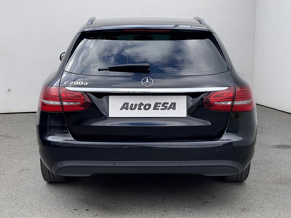 Mercedes-Benz Třída C 1.6 d Classic C 200 d