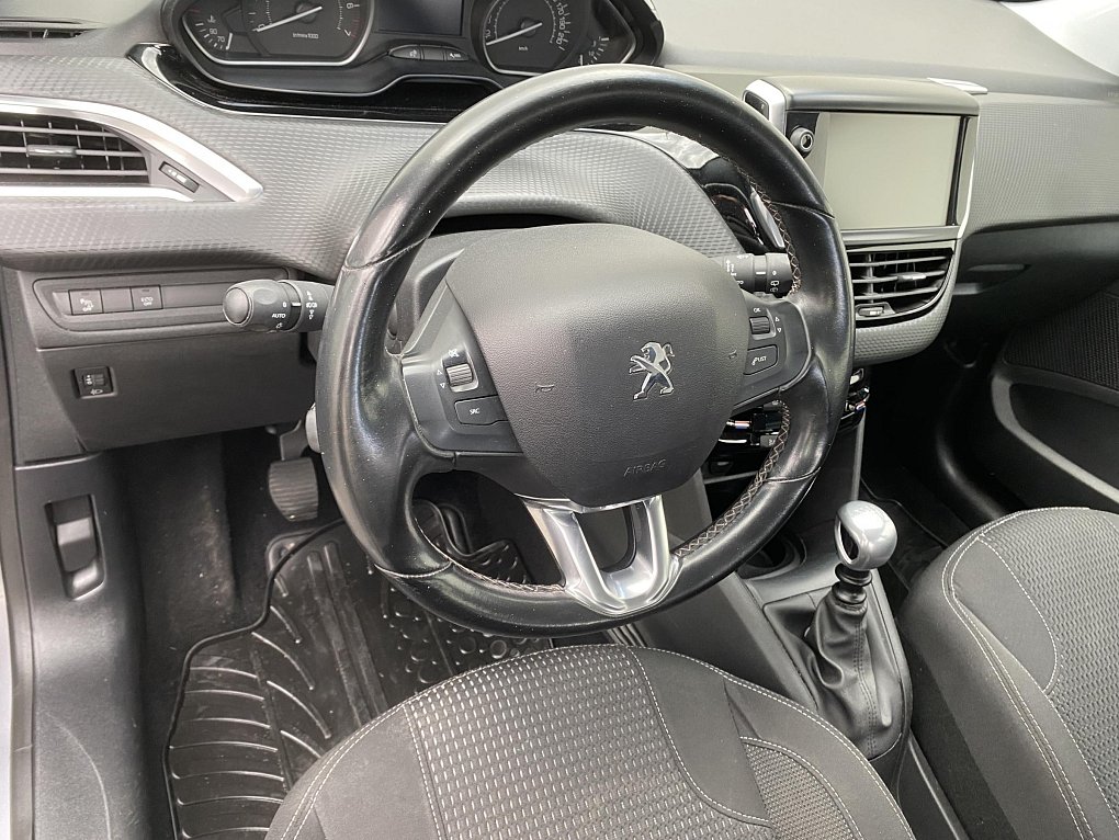 Peugeot 208 1.2PT Allure