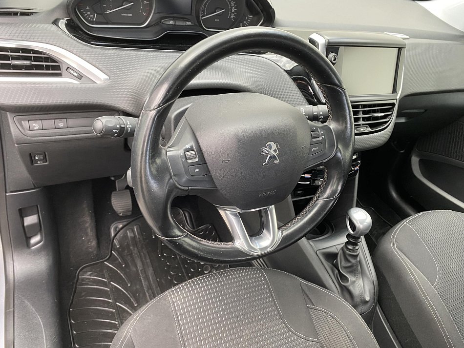 Peugeot 208 1.2PT Allure