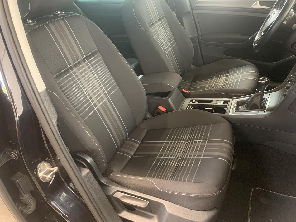 Volkswagen Golf 1.6 TDi Lounge