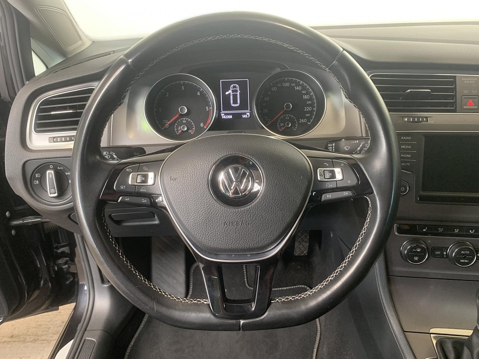 Volkswagen Golf 1.6 TDi Lounge