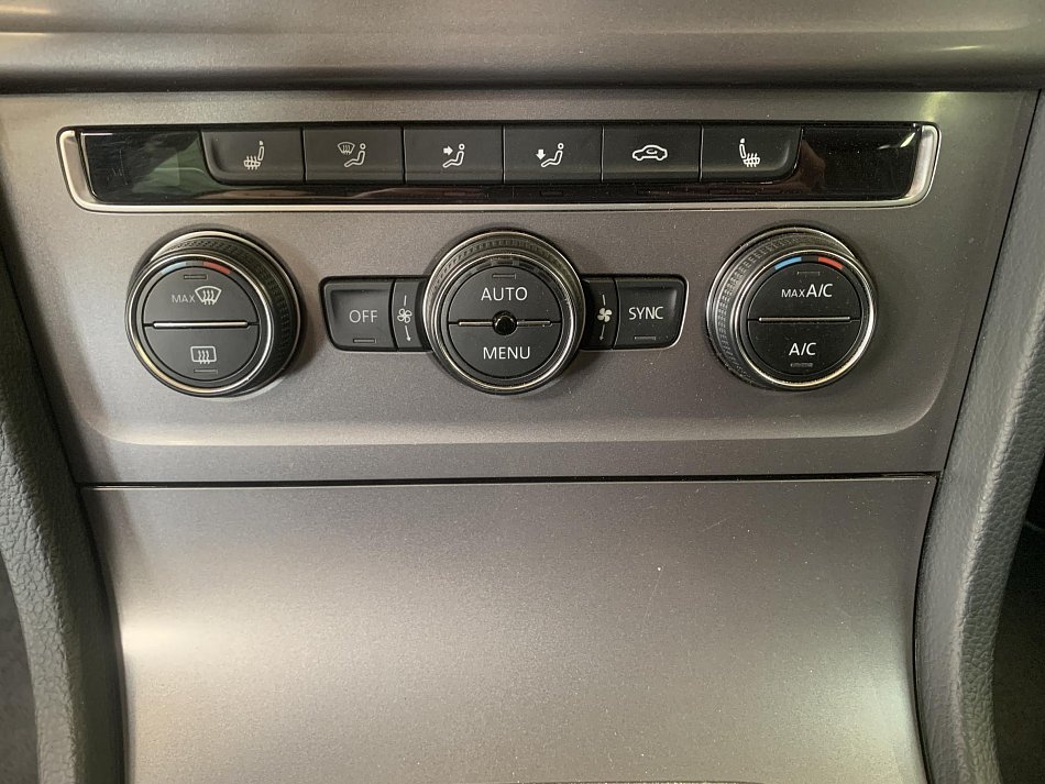 Volkswagen Golf 1.6 TDi Lounge