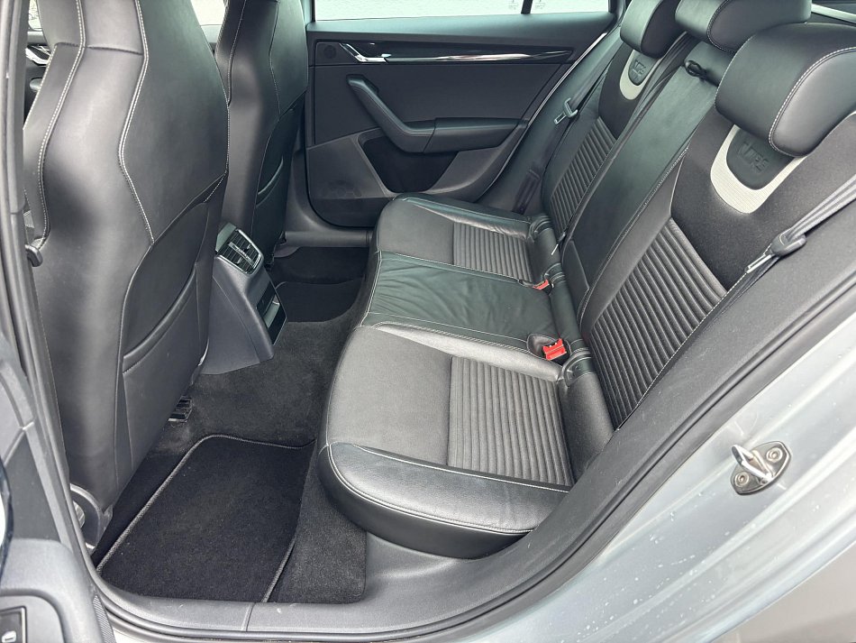 Škoda Octavia III 2.0 TDi RS