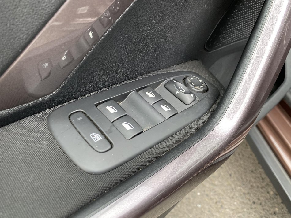 Peugeot 2008 1.6 VTi Active