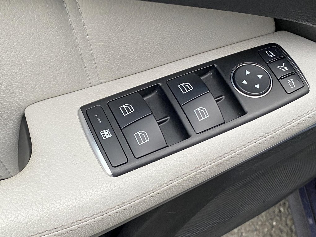 Mercedes-Benz Třída E 2.2CDi  4Mat