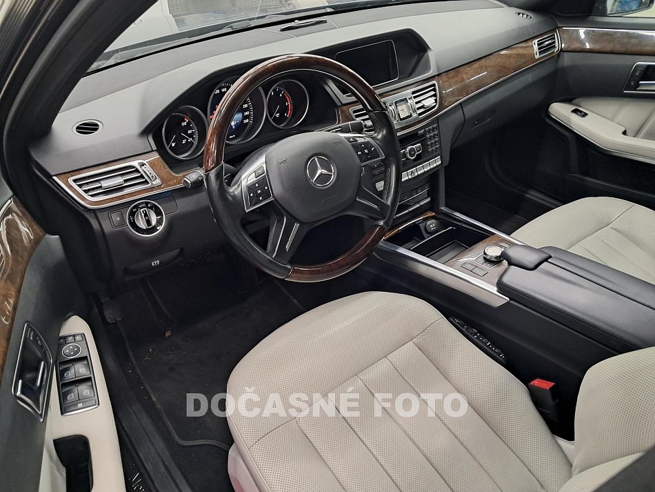 Mercedes-Benz Třída E 2.2 CDI  4Mat